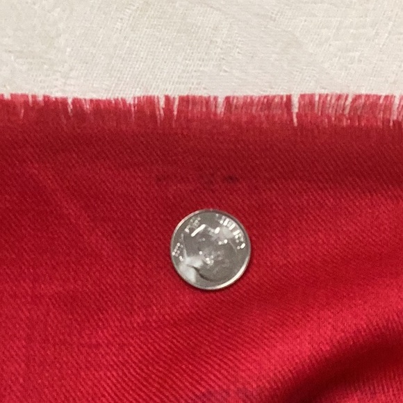 JAGO 100% lightweight wool scarf 34 inch square RED paisley print bright colors - Picture 12 of 13